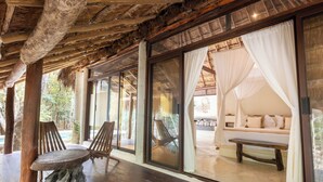 Jungle Villa Kukulkan | Terrace/patio - Pepem Holistic Experience - Peaceful Retreat Near Tulum (Tulum)