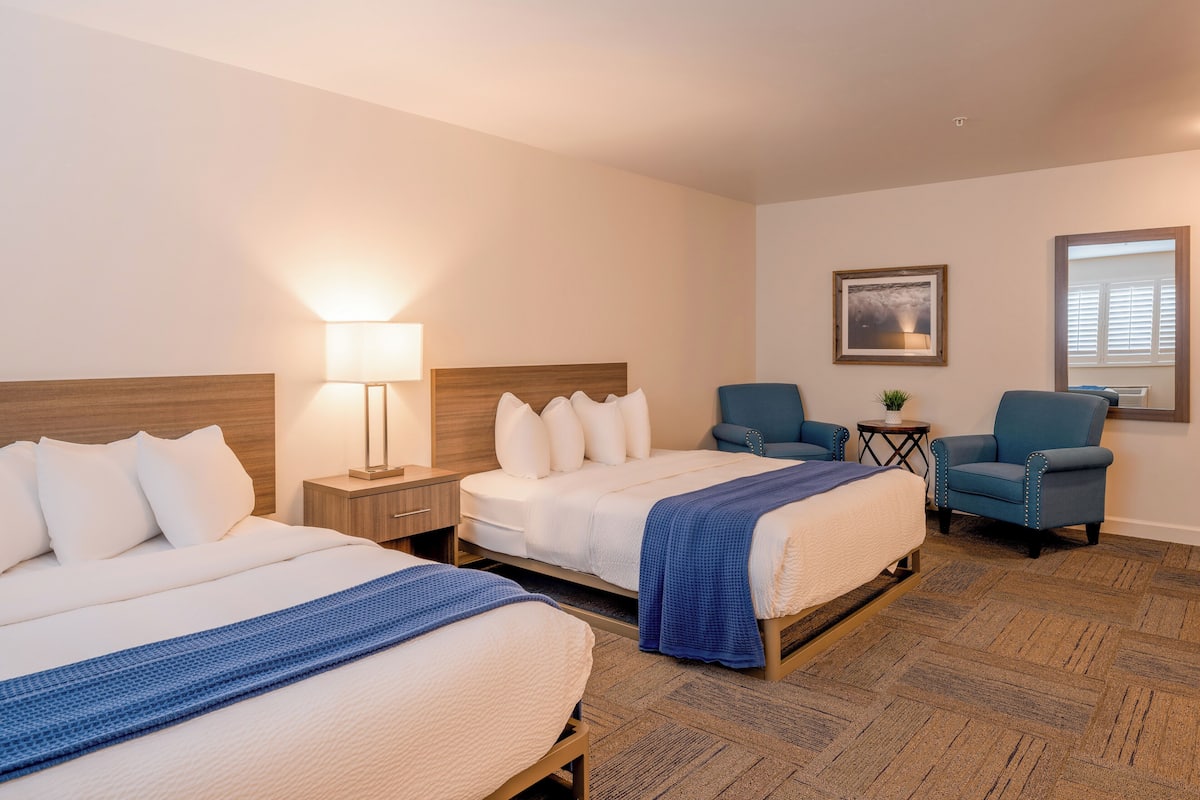 Deluxe Room, 2 Queen Beds