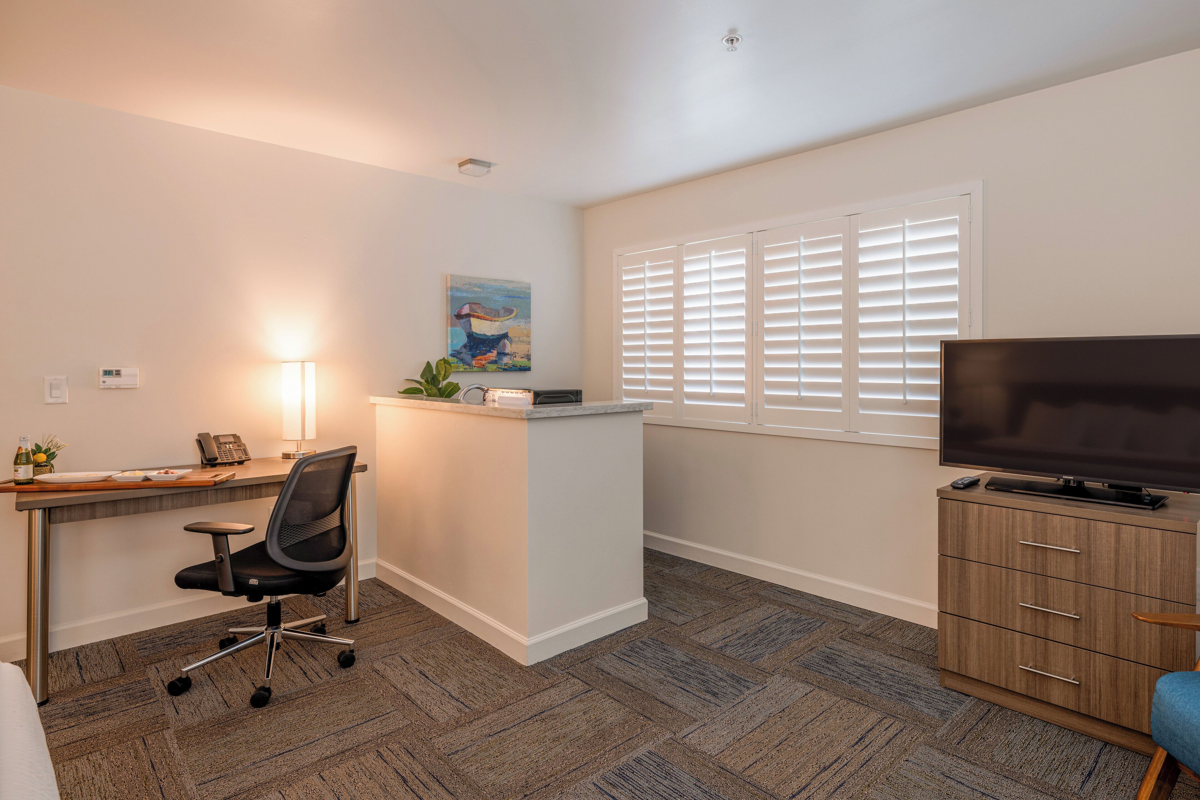 superior room, 1 king bed | living area | 42-inch smart tv with satellite channels, tv