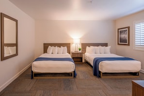 Deluxe Room, 2 Double Beds | Egyptian cotton sheets, premium bedding, pillowtop beds, desk