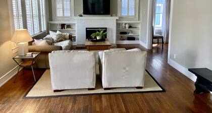 Charming bungalow in the Cultural District,walk to Will Rogers and Dickies Arena