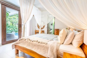 3 habitaciones, tabla de planchar con plancha, wifi y ropa de cama 