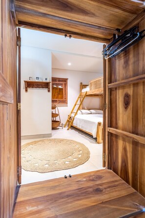 3 chambres, fer et planche Ă repasser, Wi-Fi, draps fournis