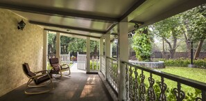 Exterior - amã Stays & Trails Sluice House, Lonavala (Mawal)