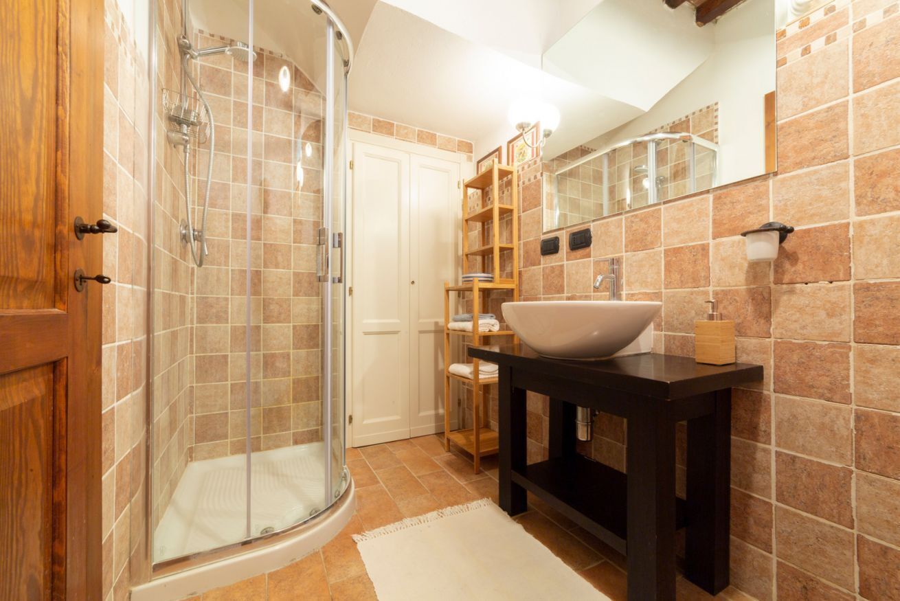 Badewanne, Haartrockner, Bidet, Handtücher