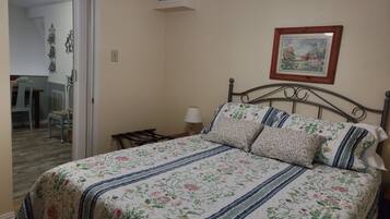 2 habitaciones, tabla de planchar con plancha, wifi y ropa de cama