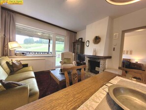 TV, fireplace, stereo - Holiday home two-story and rustic (Bad Mitterndorf)
