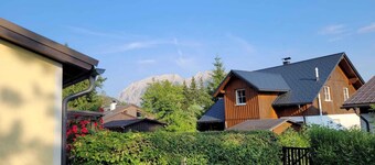 Holiday home cozy with sunbathing area