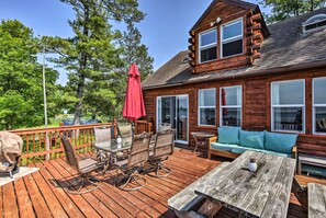 Cabin, 3 Bedrooms | Outdoor dining - 1000 Islands In Chippewa Bay 3 Bedroom Cabin by RedAwning (Hammond)