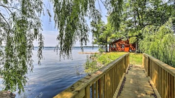Cabin, 2 Bedrooms | Property grounds