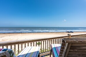 House, 3 Bedrooms | Beach