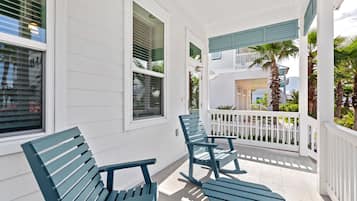 Cottage, 3 kamar tidur | Balkon