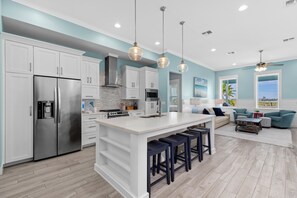 Cottage, 3 Bedrooms | Private kitchen