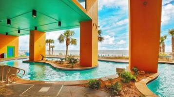 Lämmitetty uima-allas