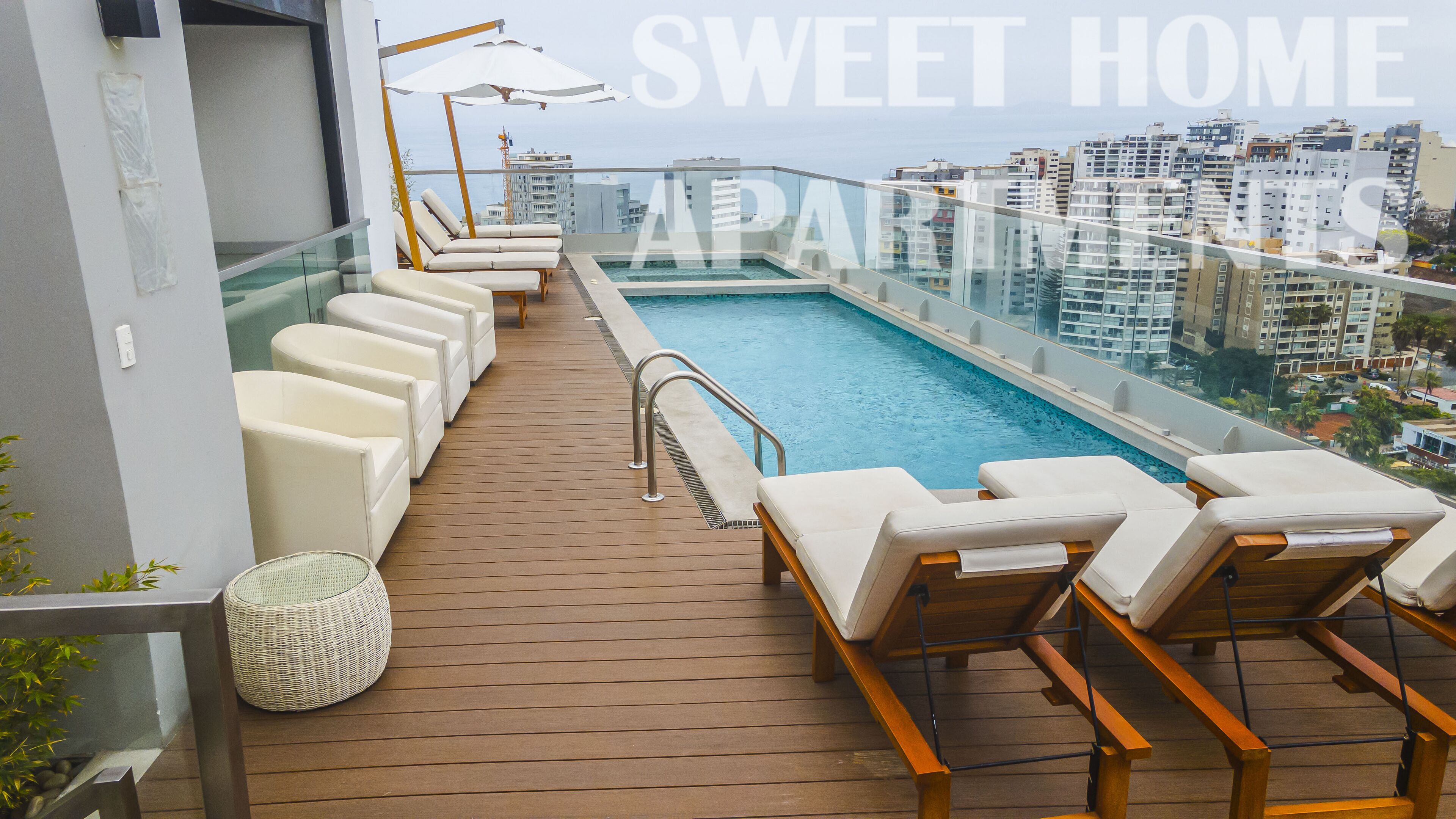 حمّام سباحة خارجي