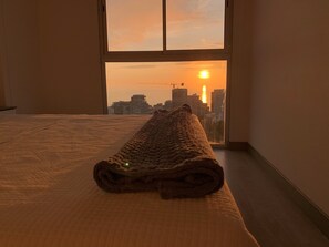 1 bedroom, WiFi - Ocean-view Fresh Equipped Apartment by SweetHome (Barranco)