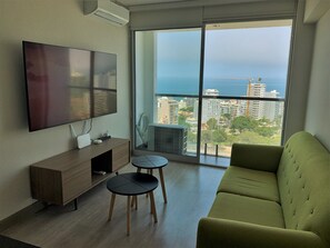 Living area - Ocean-view Fresh Equipped Apartment by SweetHome (Barranco)