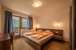 2 chambres, Wi-Fi gratuit, draps fournis