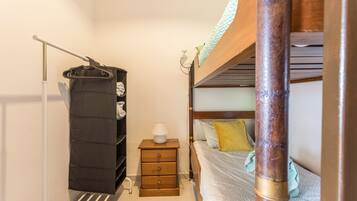 3 habitaciones, tabla de planchar con plancha y wifi gratis