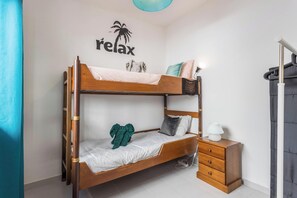 3 habitaciones, tabla de planchar con plancha y wifi gratis