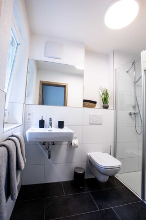 صورة غير مصنفة، 5 من 14، زرّ