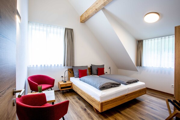 3 bedrooms, in-room safe, desk, travel crib - Kernbuche - Siegelsbacher Mühle (Siegelsbach)