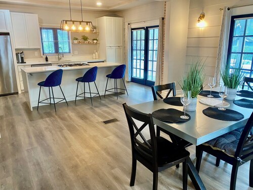 Historic Main House Retreat