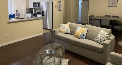 Beautiful Spacious Orlando Home Near Theme Parks