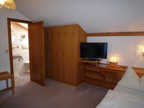 1 chambre, coffre-fort, Wi-Fi, literie fournie