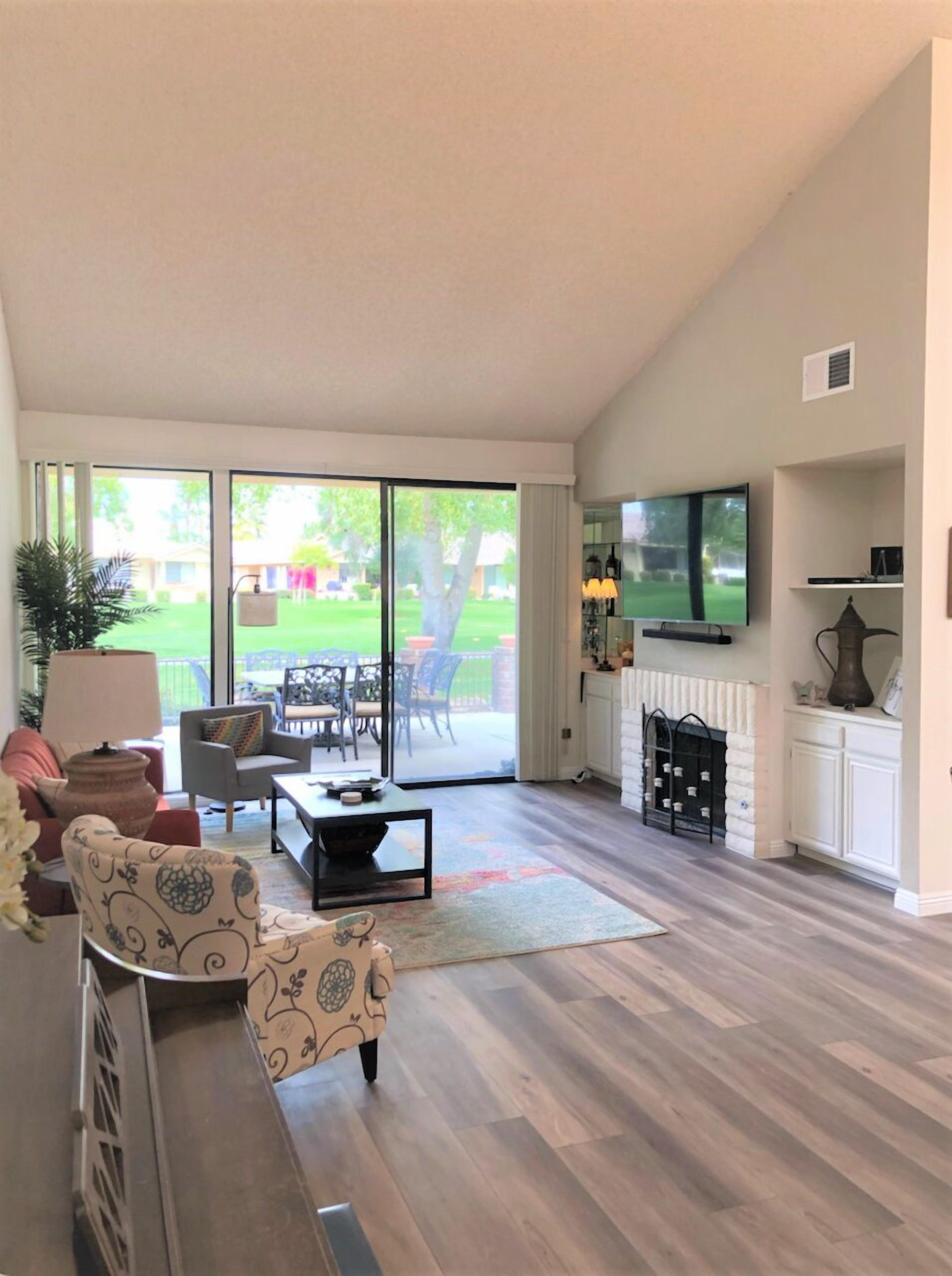 Smart-TV, Kamin, DVD-Player