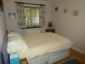 Bungalow, 3 Bedrooms, Patio | Bathroom