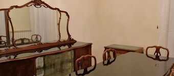 พักห้องให้เช่าใน Nola na