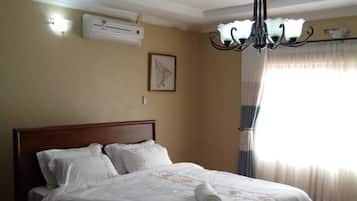 Vila, 3 quartos, para fumantes, terraço | 3 quartos, roupa de cama