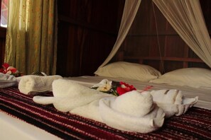 Shared Dormitory, 1 Bedroom, Terrace | 1 bedroom, WiFi - Triple Basic Room With Shared Areas and Shared Bathroom (Drake Bay)