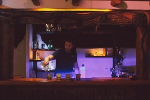 Bar (in der Unterkunft)