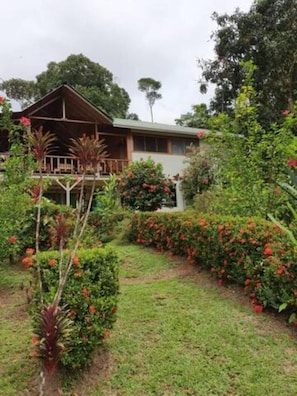 House, 4 Bedrooms, Balcony | Front of property
