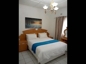 House, 3 Bedrooms, Smoking, Terrace | 3 bedrooms, WiFi, bed sheets - 3 Bedrooms Exclusive House in Northmead (Lusaka)