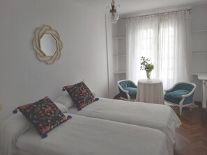 6 bedrooms - The Vertical House, With Terrace In Historical Centre (A Coruña)