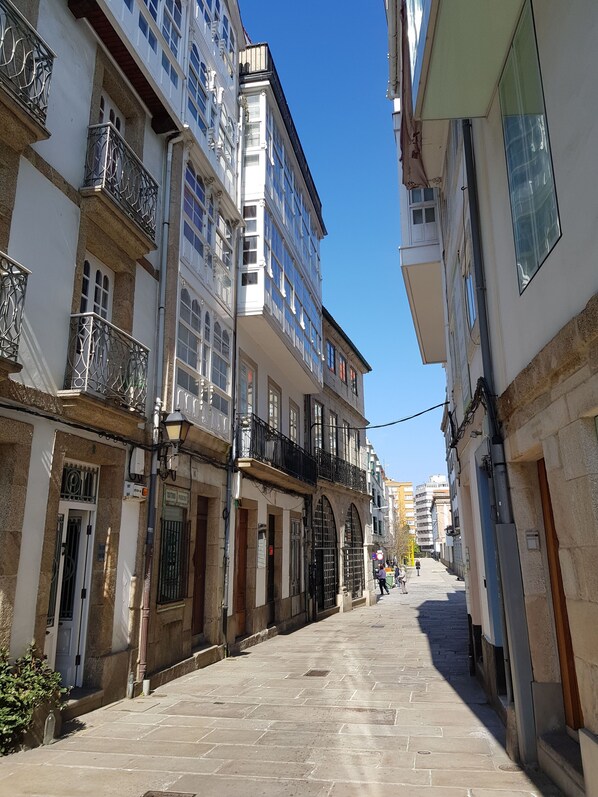 Pool - The Vertical House, With Terrace In Historical Centre (A Coruña)
