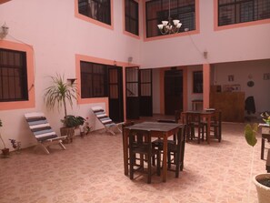 Chambre, 1 chambre | Restauration en plein air
