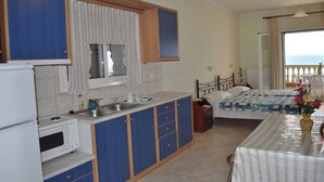 Căn hộ, 1 phòng ngủ, hút thuốc, ban công | Khu ăn uống
