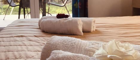 Chambre, 1 chambre, fumeurs, piscine privée | 1 chambre, draps fournis