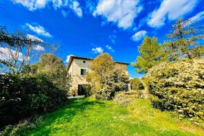 Exterior - GARDEN OF EDEN/EXCLUSIVE POOL-GROUNDS-POOL HOUSE/SLEEPS 12/SPOLETO-10 KMS (Spoleto)
