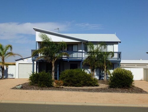 IDEAL FOR FAMILY GATHERINGS! - The Harbour View