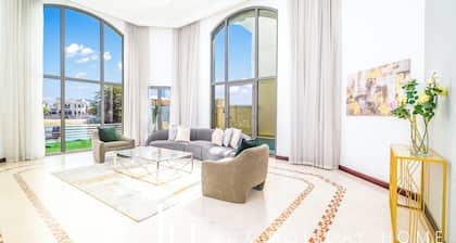LUX Holiday Home - Frond E 1