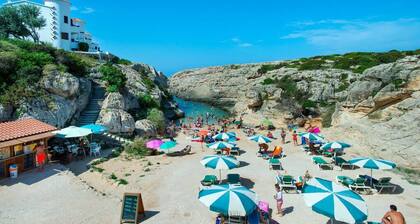 Villa Sea Garden · Villa Sea Garden. 250 mts de la playa. Menorca
