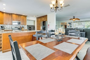 Dining - Spacious Canalfront Home w/ Pool ~ 1/2 Mi to Beach (Hudson)