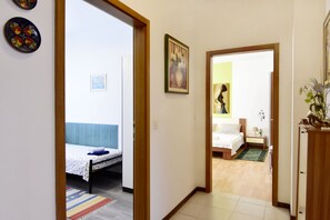 3 bedrooms, iron/ironing board, free WiFi, bed sheets - Apartment Komunela Umag 3 rooms, for families or groups (Umag)