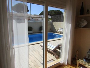 Interior - Amina house with private swimming pool not overlooked, free WIFI internet. (L'Escala)