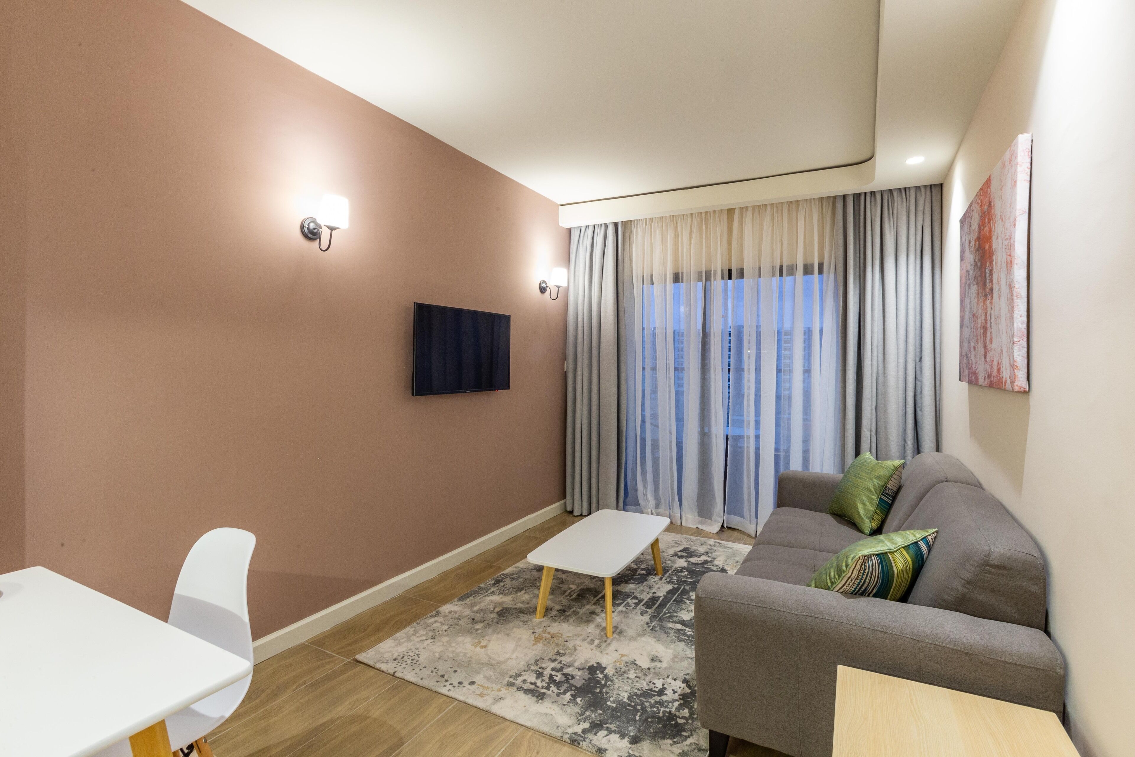 Apartamento Deluxe | Espacio para trabajar con un portátil y sistema de insonorización